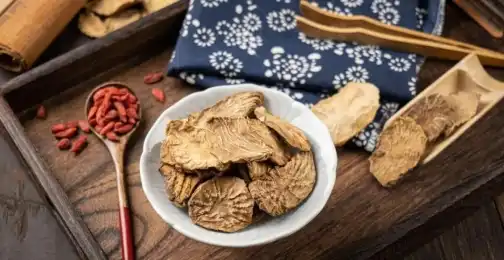 How Is Cistanche Extract Traditionally Used in Chinese Medicine?